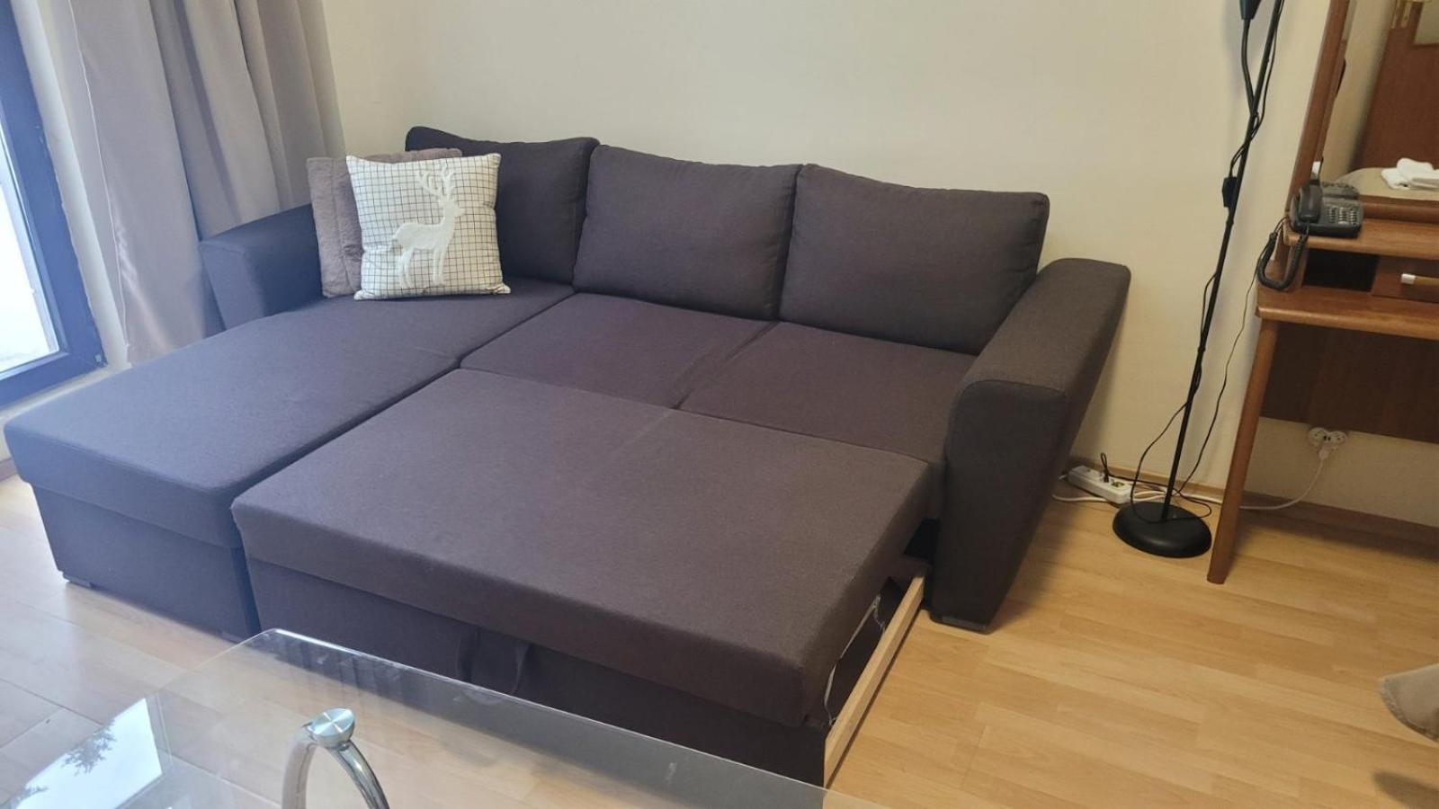 בורובץ Flora Apartments Tmf מראה חיצוני תמונה