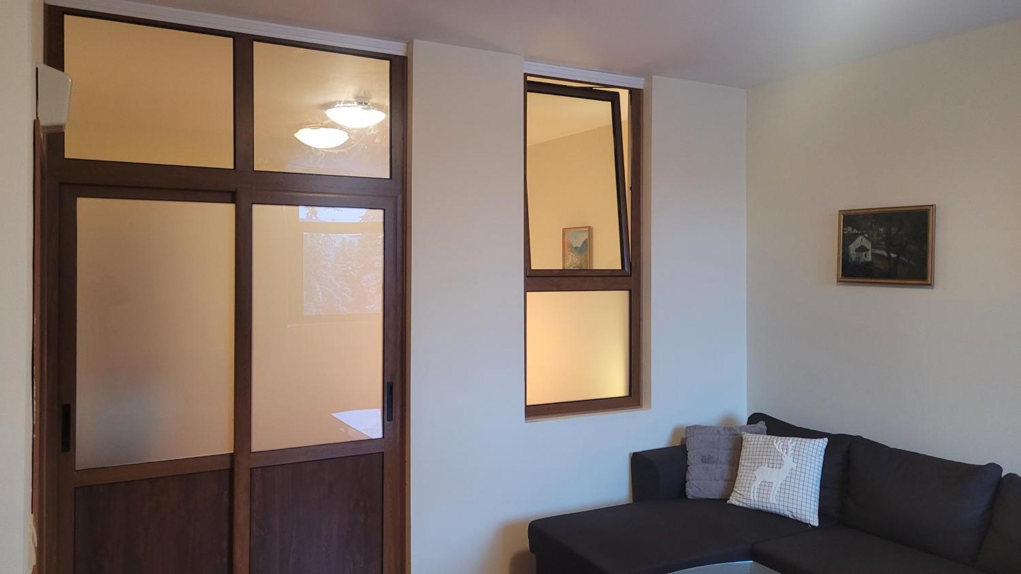 בורובץ Flora Apartments Tmf מראה חיצוני תמונה